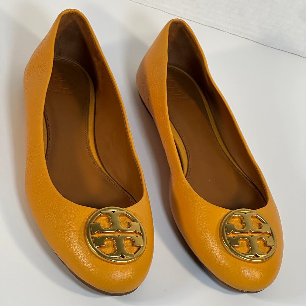 Tory Burch Size 9.5 Golden Flats - Picture 2 of 16